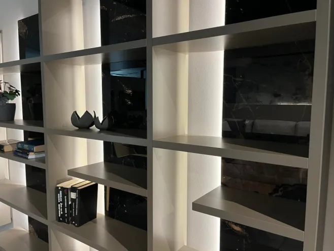 Libreria Pentagram - LAGO