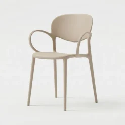 Sedia impilabile con braccioli Abby - Connubia